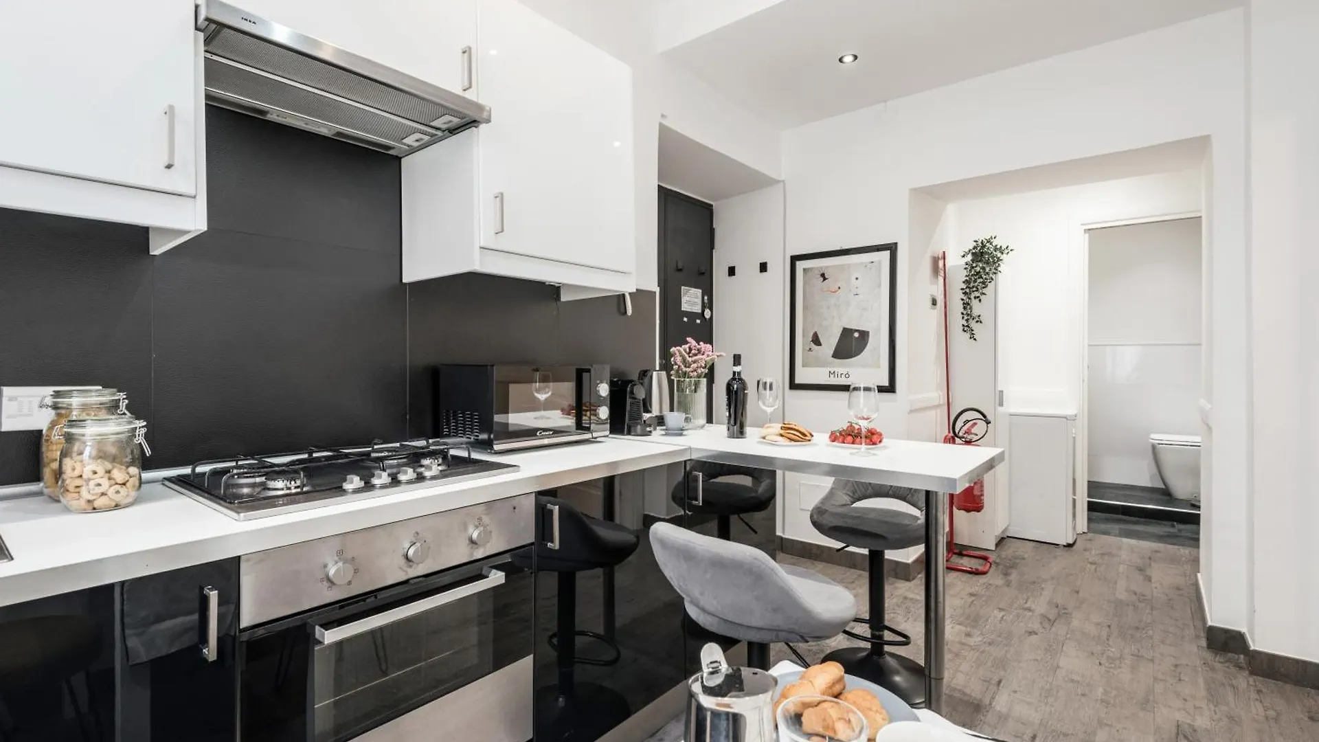 The Best Rent - Apartment In Testaccio District Rome 0*,